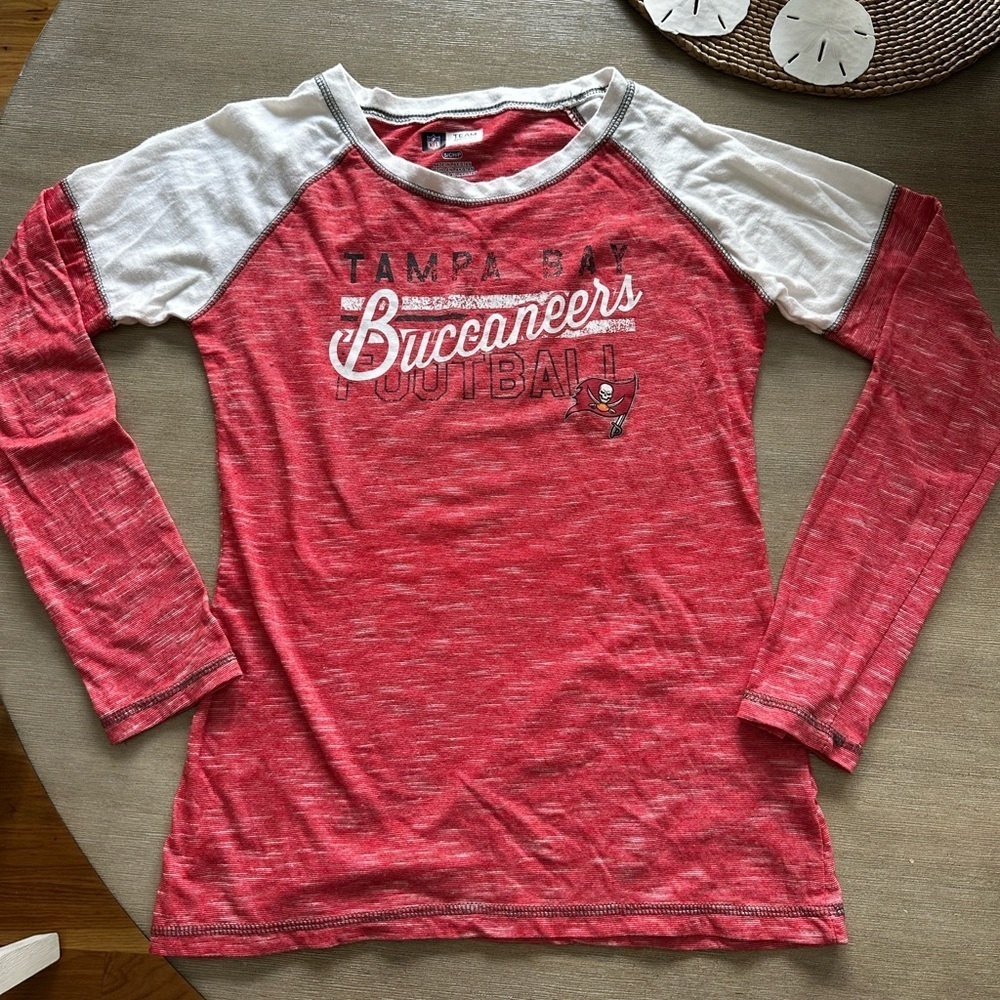 NFL Tampa buccaneers Women's Red and White Team Apparel Shirt S